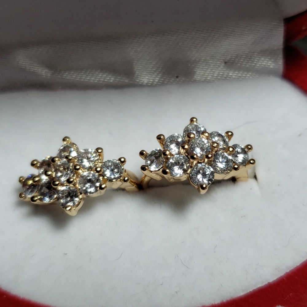 6/$20.    CZ Cluster Earrings